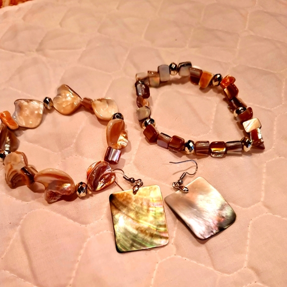 Abalone Shell Set 2 Stretch Bracelets 1 pair Rectangle Drop Earring Crystal Bead - Picture 2 of 5
